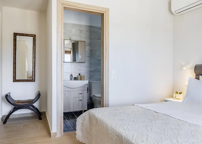 Ilka - Stylish Near Port * Skopelos Town