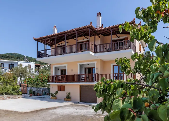 Ilka - Stylish Near Port *