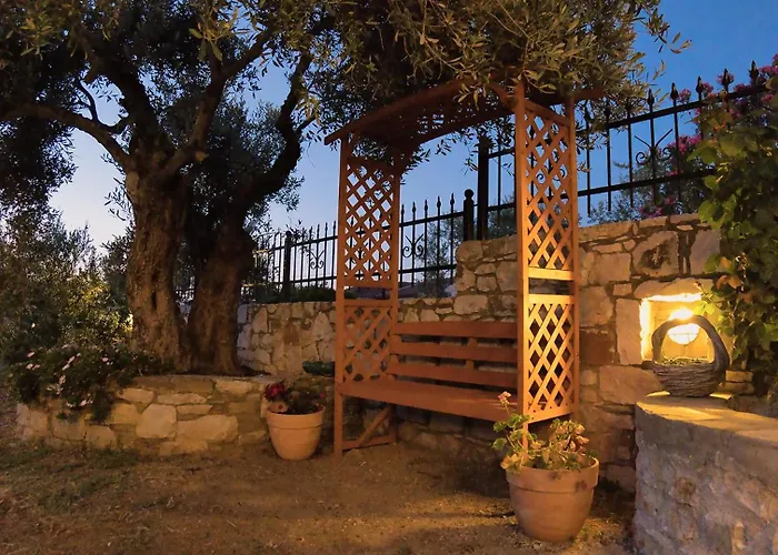 Ilka - Stylish Near Port *